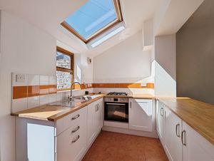 Photo 7- click for photo gallery